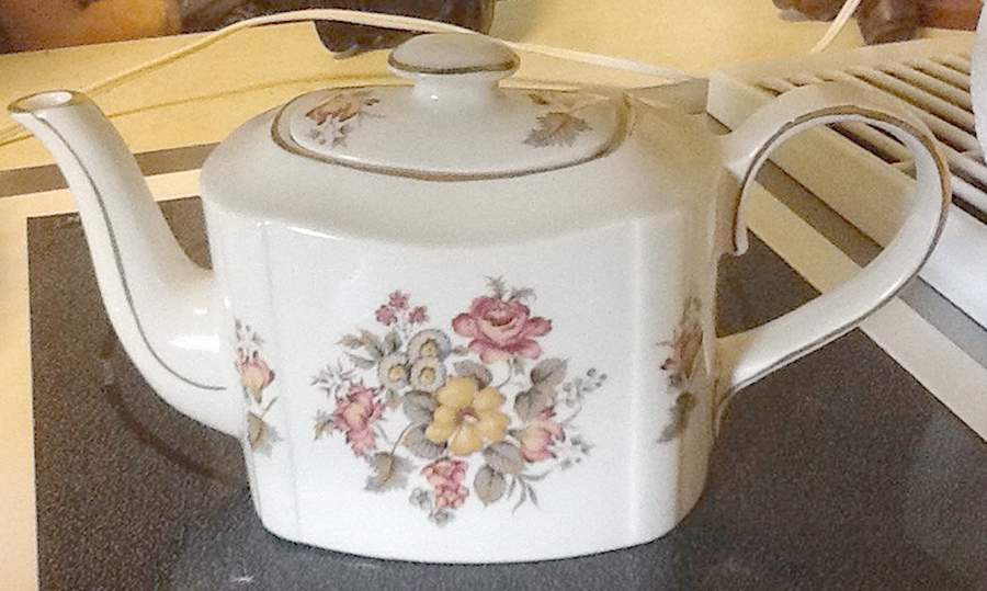 864 Teapot & Lid by Wood & Sons-1