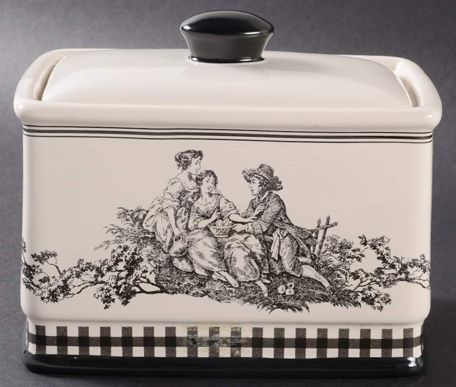 Country Life Black 6" Rectangular Box & Lid by Waverly-1