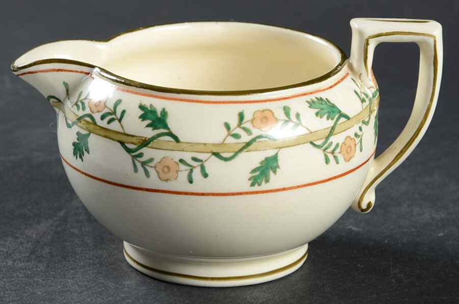 A5819 Individual Creamer by Wedgwood-1