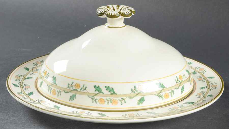 A6747 Muffin Dish & Lid by Wedgwood-1