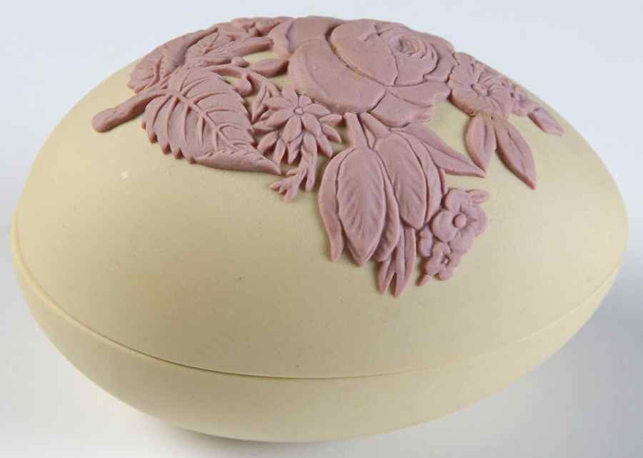 Egg Boxes Egg Box & Lid by Wedgwood-1