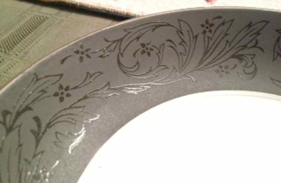 Lancelot Dinner Plate by Westbrook-1