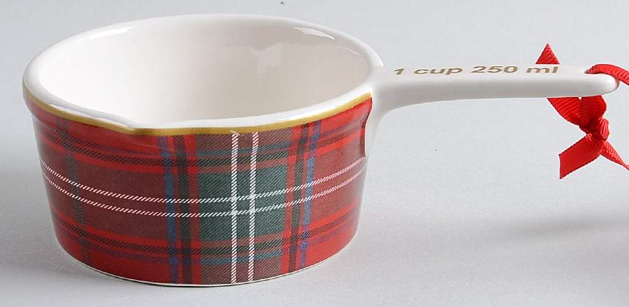 Tartan Plaid 1 Cup Measuring Cup with Spout by Williams-Sonoma-1