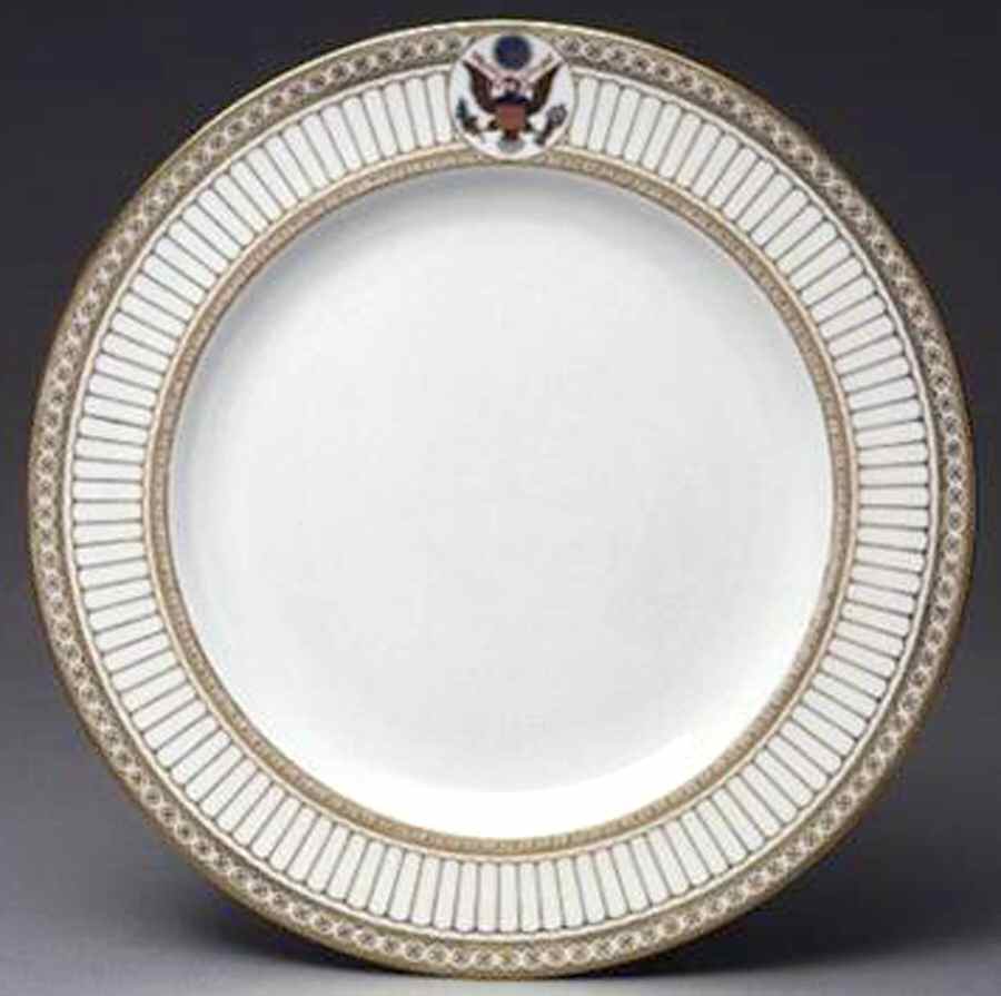 WW587 Dinner Plate by Wedgwood-1