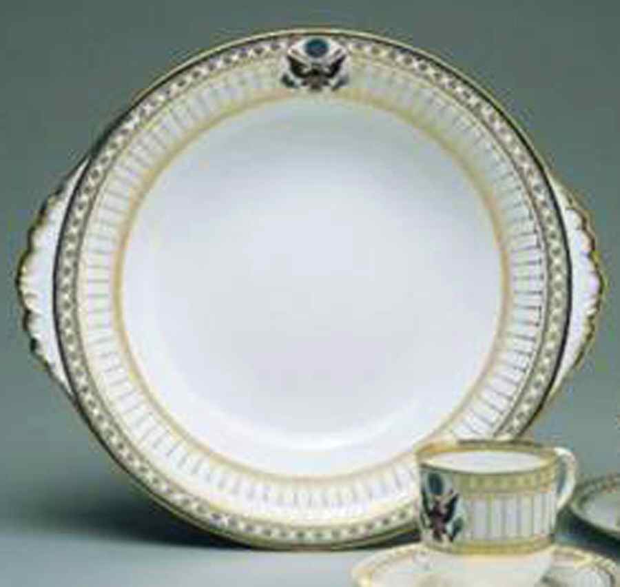 WW587 Handled Cake Plate by Wedgwood-1