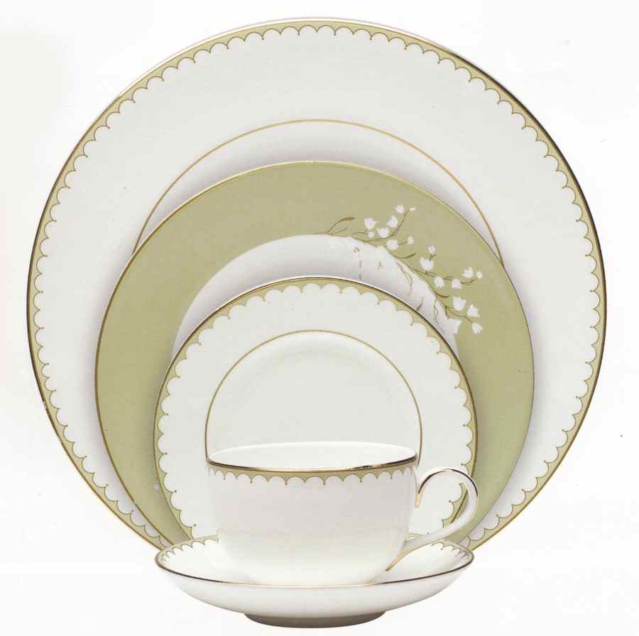 Lily of the Valley Green Dinner Plate by Waterford China-1