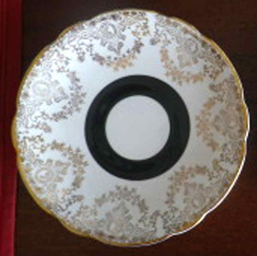 WID33 Saucer for Footed Cup by Windsor (England)-1