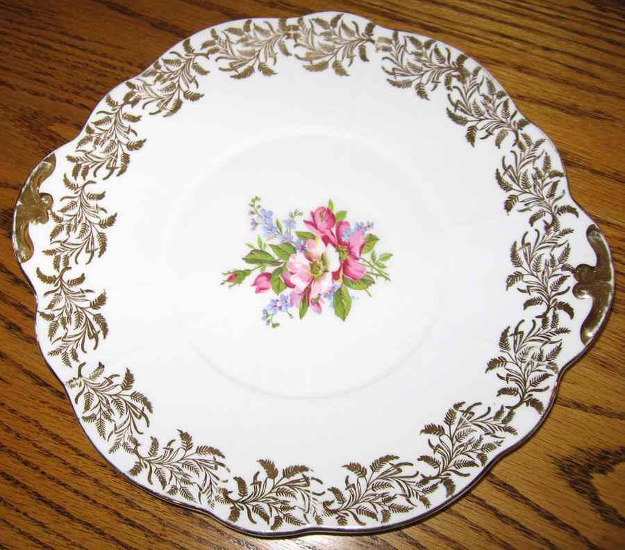 WID34 Handled Cake Plate by Windsor (England)-1