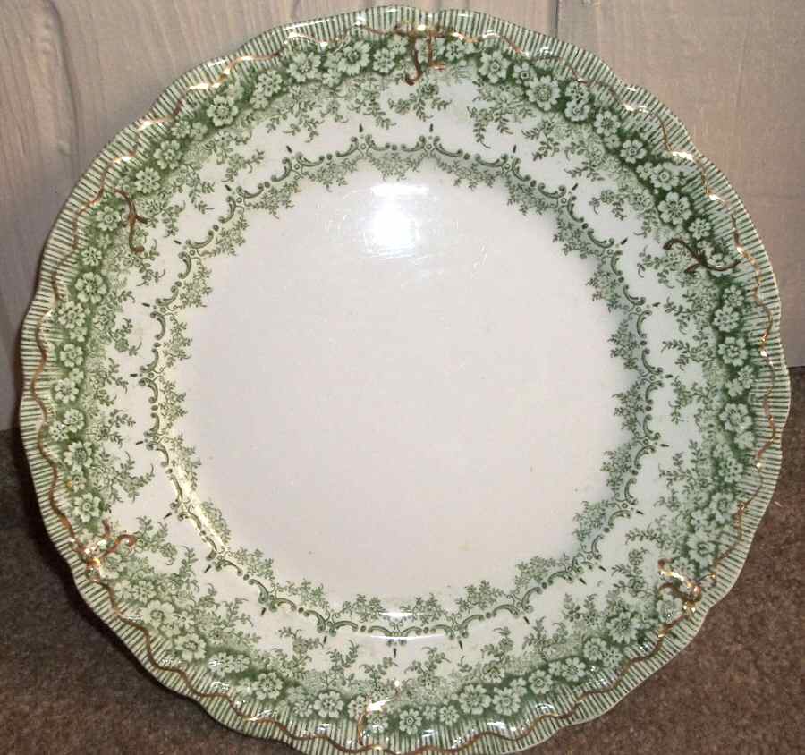 Woodland Green (Gold Accents) Dinner Plate by Wood & Sons-1
