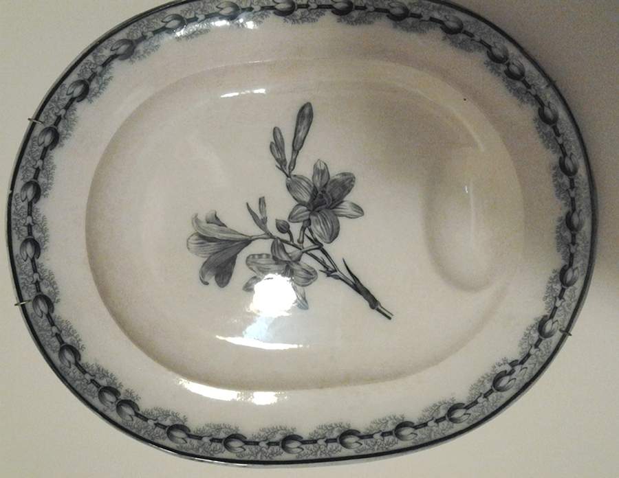 WW601 16" Oval Serving Platter by Wedgwood-1