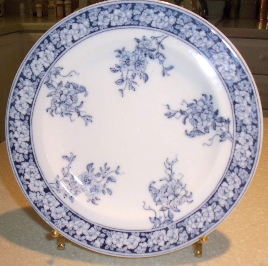 WW608 Dinner Plate by Wedgwood-1
