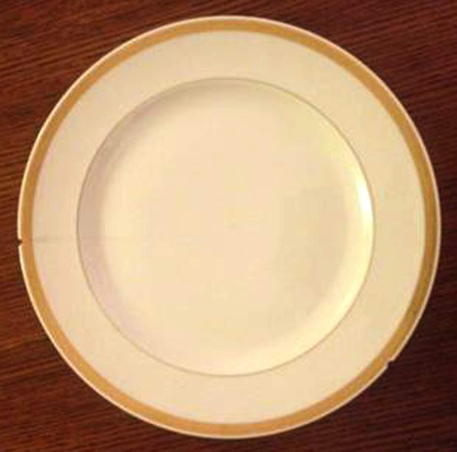 WAU16 Dinner Plate by Warrin (USA)-1