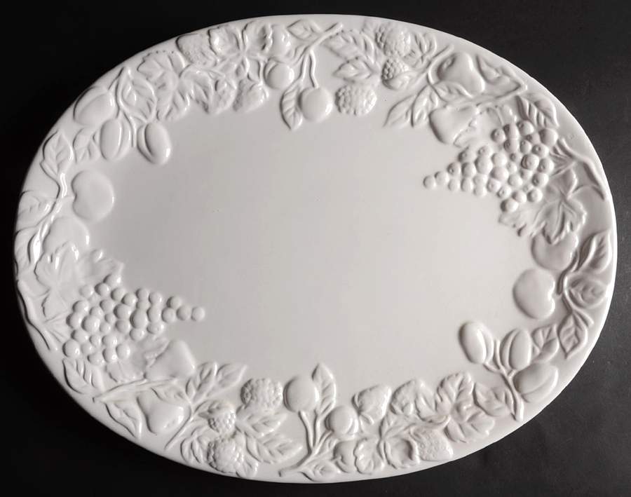W1C5 18" Oval Serving Platter by Wcl-1