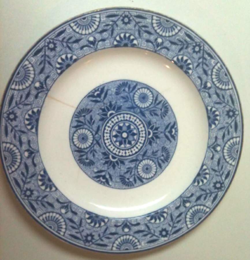 WW610 Dinner Plate by Wedgwood-1