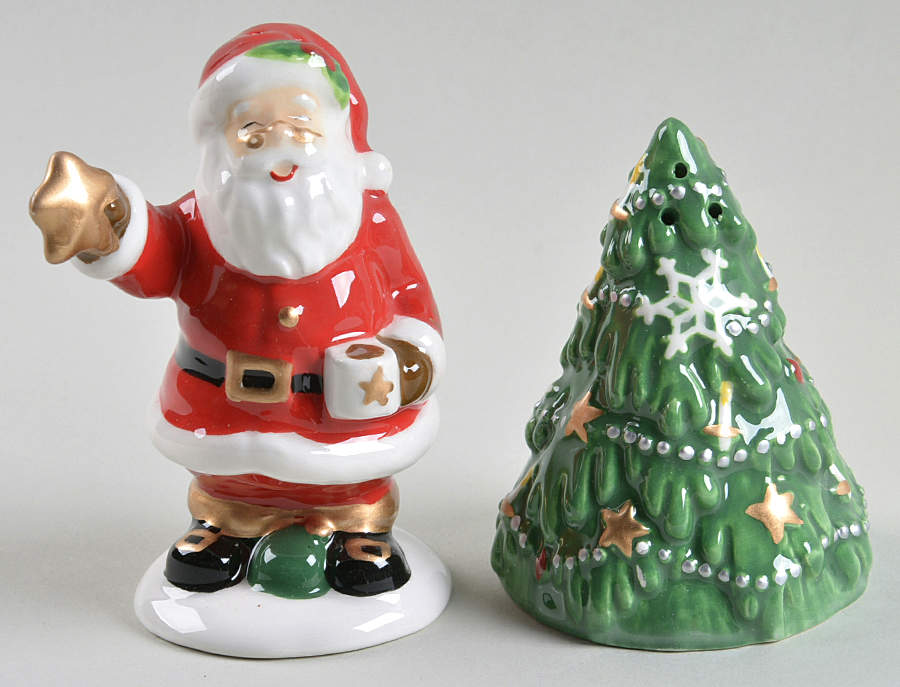Twas the Night Before Christmas Figural Salt & Pepper Set by Williams-Sonoma-1