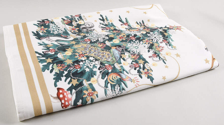 Twas the Night Before Christmas 20" X 108" Cloth Table Runner by Williams-Sonoma-1