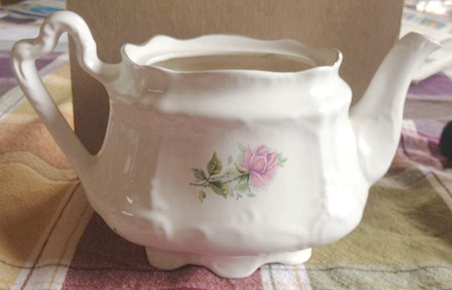 6507 Teapot No Lid by Arthur Wood-1