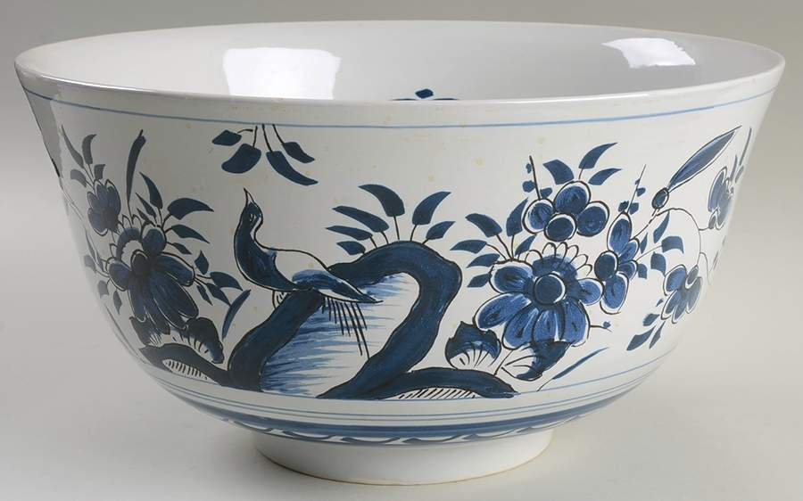 Delft 10" Centerpiece/Console Bowl by Williamsburg-1