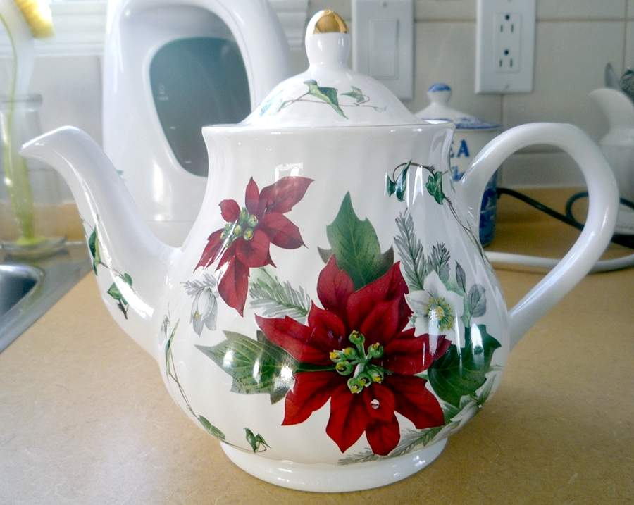6296 Teapot & Lid by Arthur Wood-1