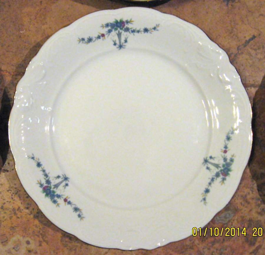 WAV93 Dinner Plate by Wawel-1