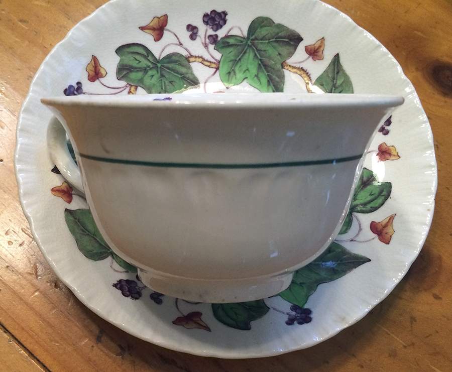 Ak8025 Footed Cup & Saucer Set by Wedgwood-1