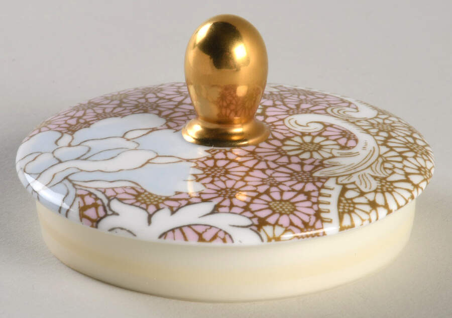 Daisy Tea Story Lid for Tea Caddy by Wedgwood-1