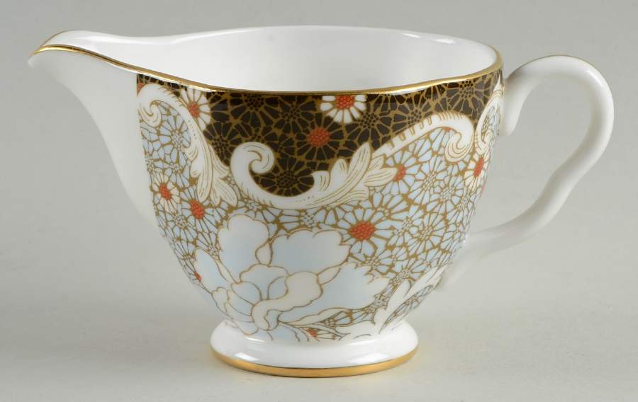 Daisy Tea Story Creamer by Wedgwood-1