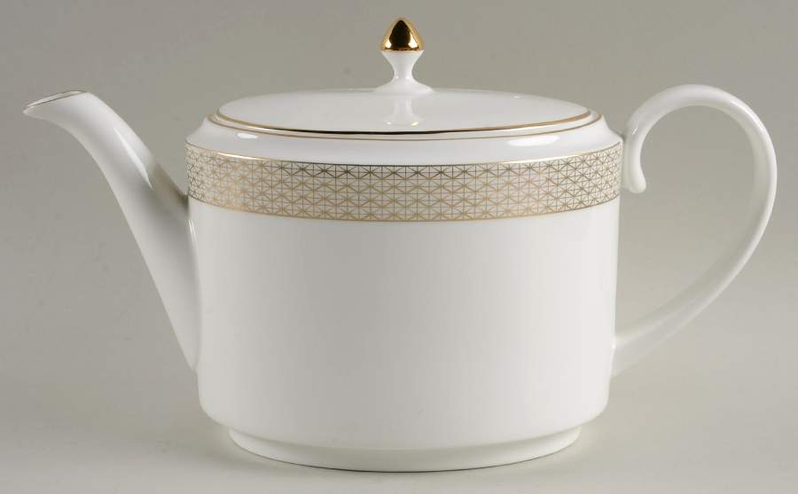 Lismore Diamond Cinnabar Tea/Coffee Pot & Lid by Waterford China-1
