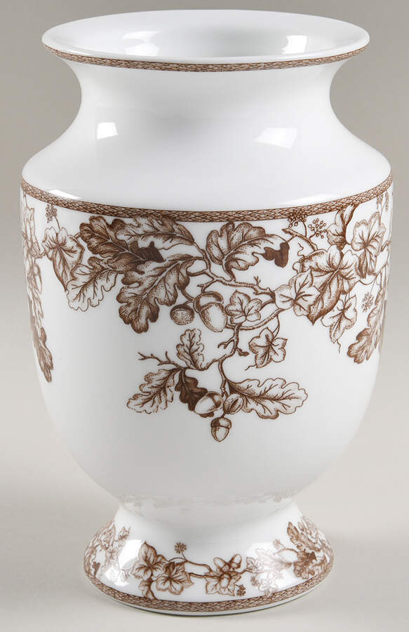 Plymouth 7" Vase by Williams-Sonoma-1