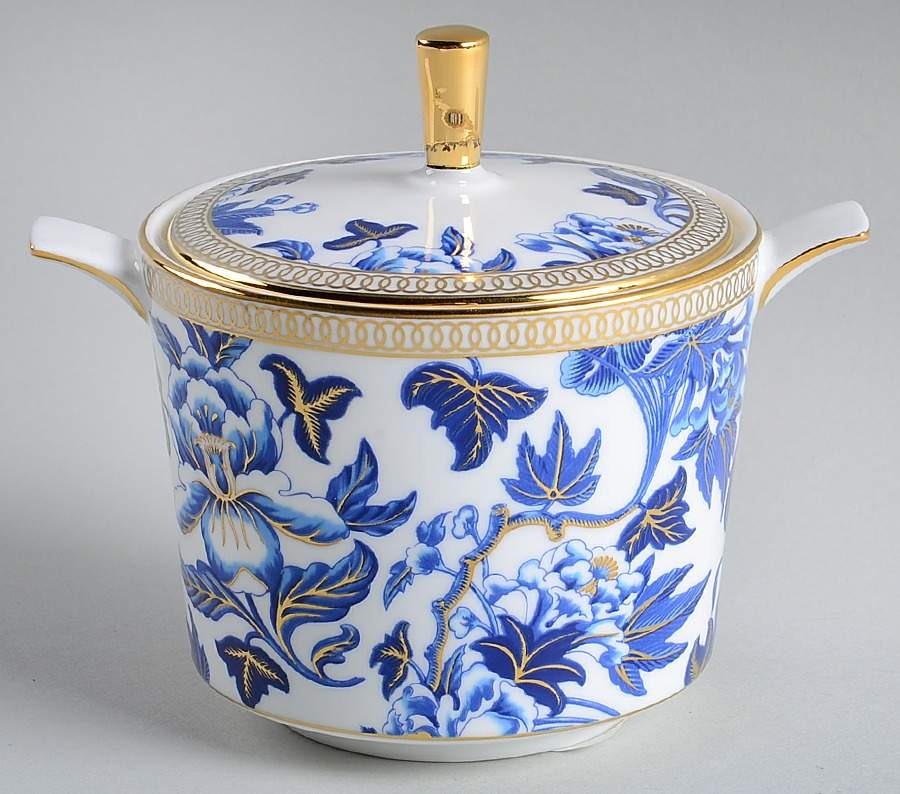 Hibiscus Sugar Bowl & Lid by Wedgwood-1