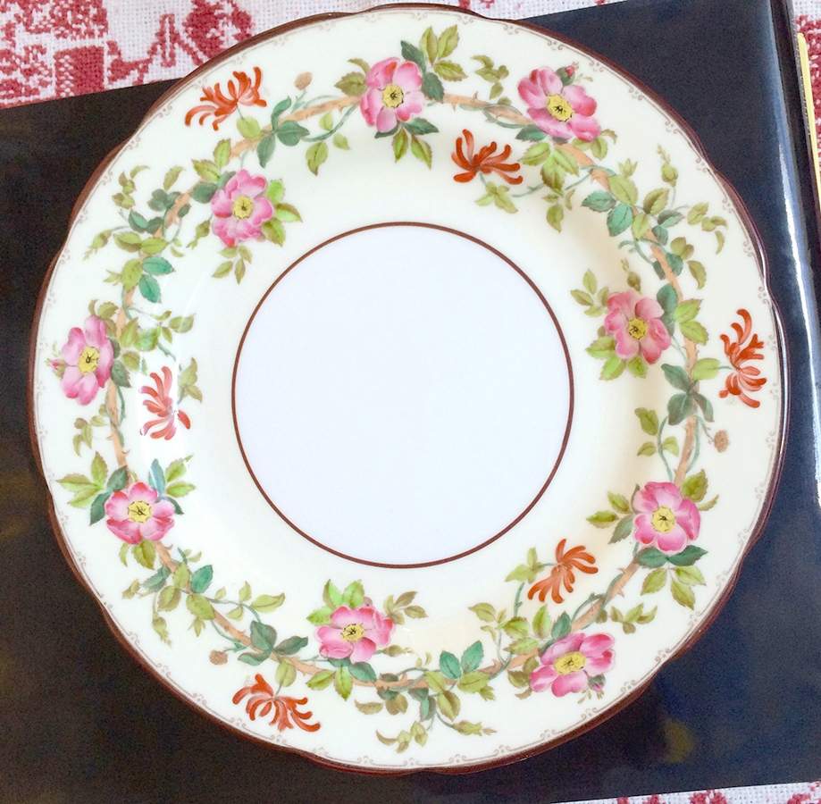 W3010 Dinner Plate by Wedgwood-1