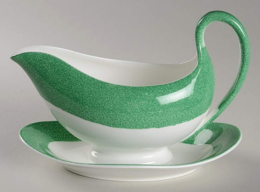 WW635 Gravy Boat with Attached Underplate by Wedgwood-1