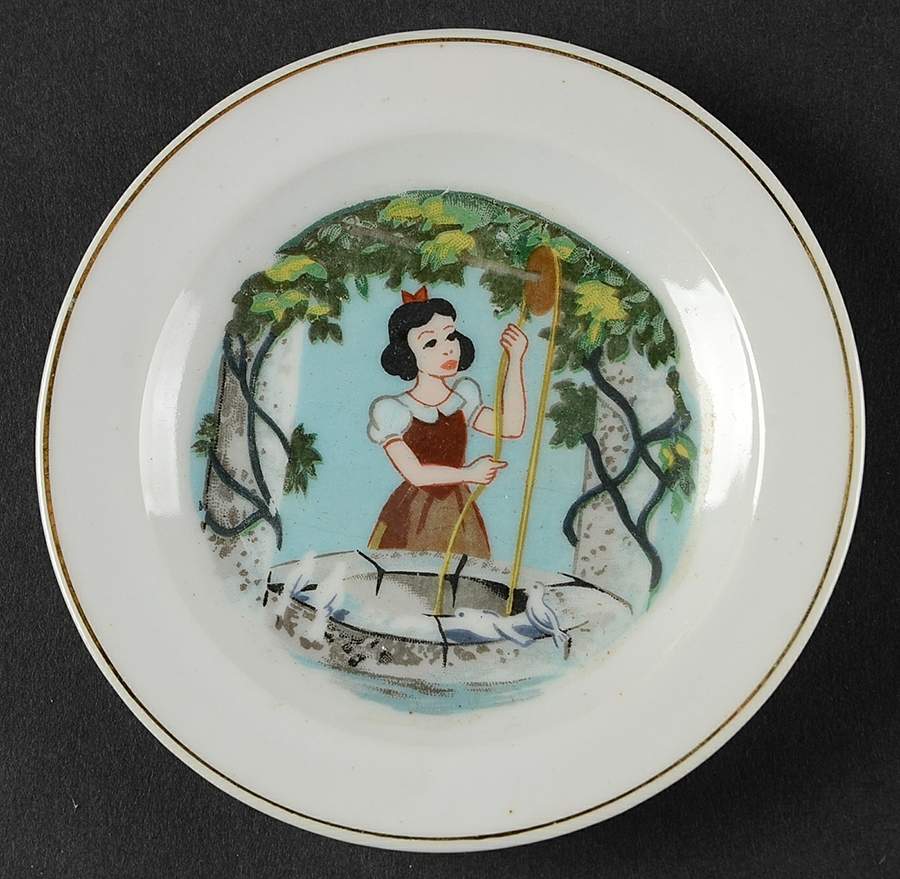 Snow White&The Seven Dwarfs Child's Plate by Disney-1