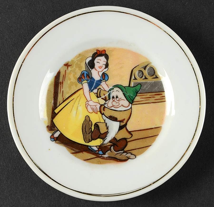 Snow White&The Seven Dwarfs Child's Plate by Disney-1