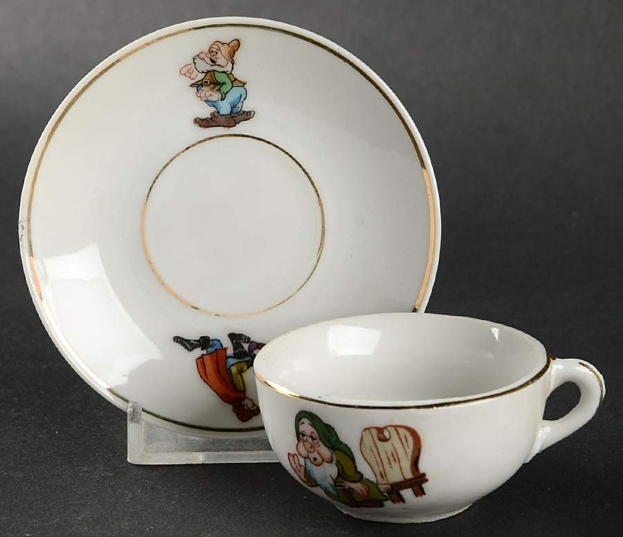 Snow White&The Seven Dwarfs Child's Cup & Saucer Set by Disney-1