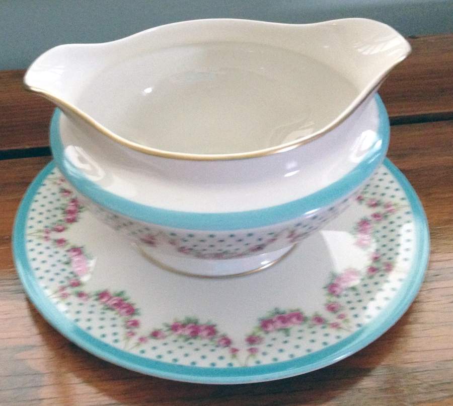 C9305 Gravy Boat with Attached Underplate by Warwick-1