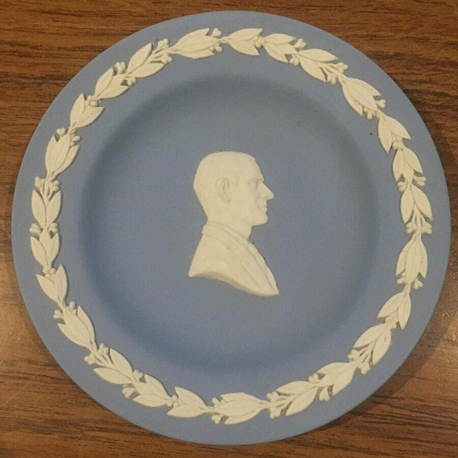 Jasperware Royalty Giftware Round Personality Tray by Wedgwood-1
