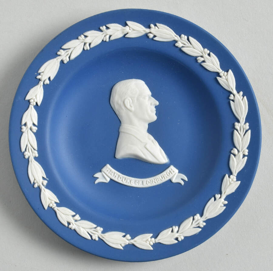 Jasperware Royalty Giftware Round Personality Tray by Wedgwood-1