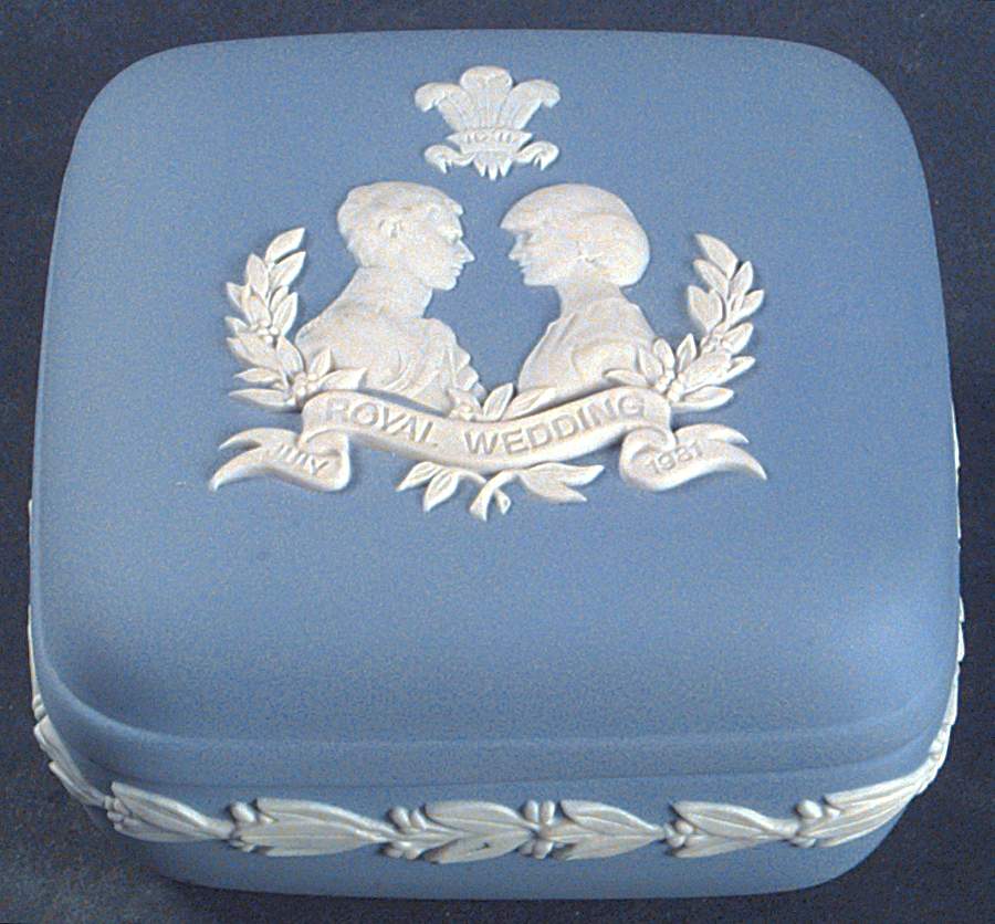 Jasperware Royalty Giftware Square Box with Lid by Wedgwood-1