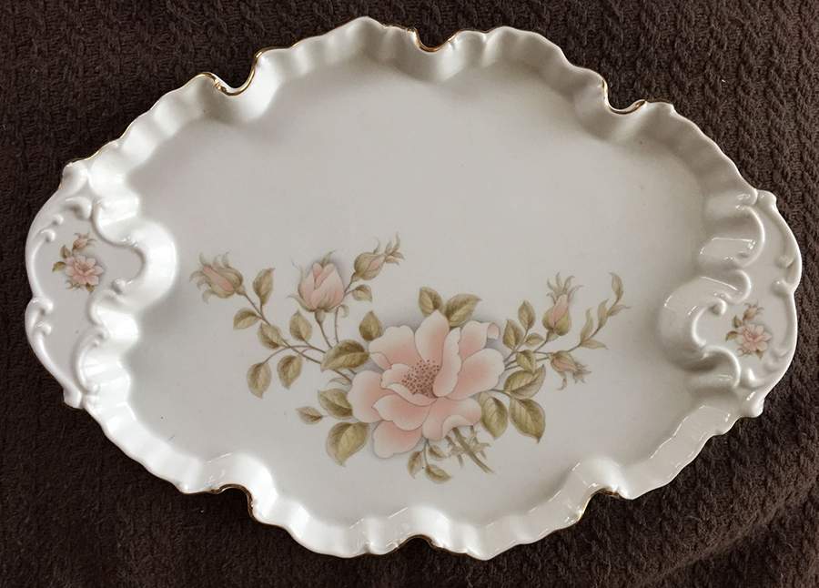 WRL4 15" Handled Tray by Winrose Collection-1