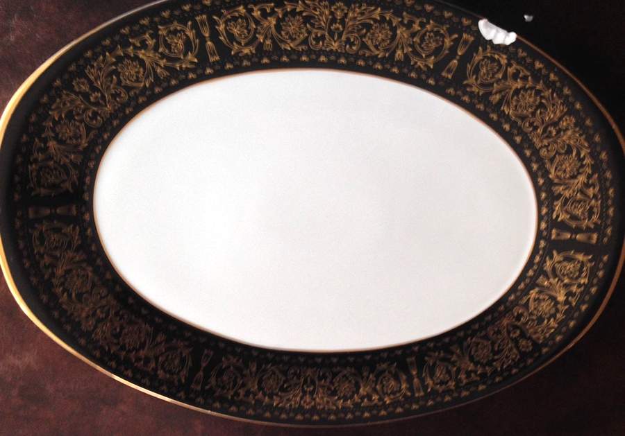 Royal Duchess 14" Oval Serving Platter by Wentworth-1