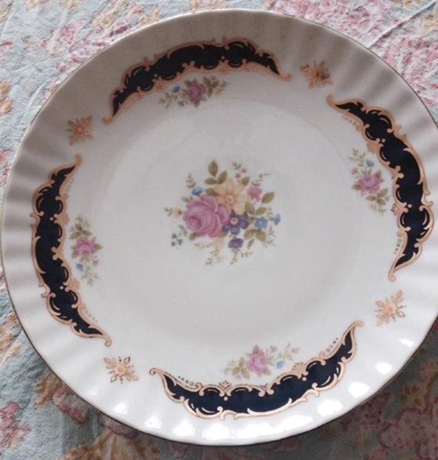 RXH93 Dinner Plate by Retsch & Co-1