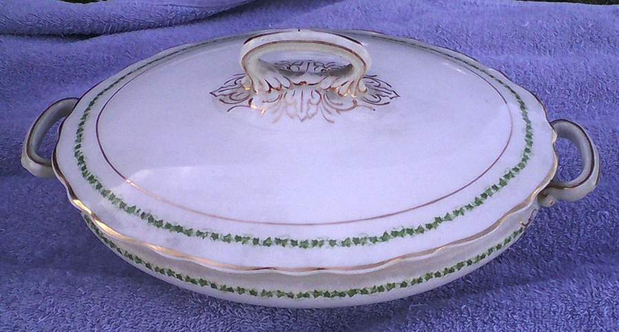 NX3306-5 Oval Covered Vegetable by Warwick-1