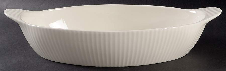 Tisbury 16" Oval Baker by Wedgwood-1