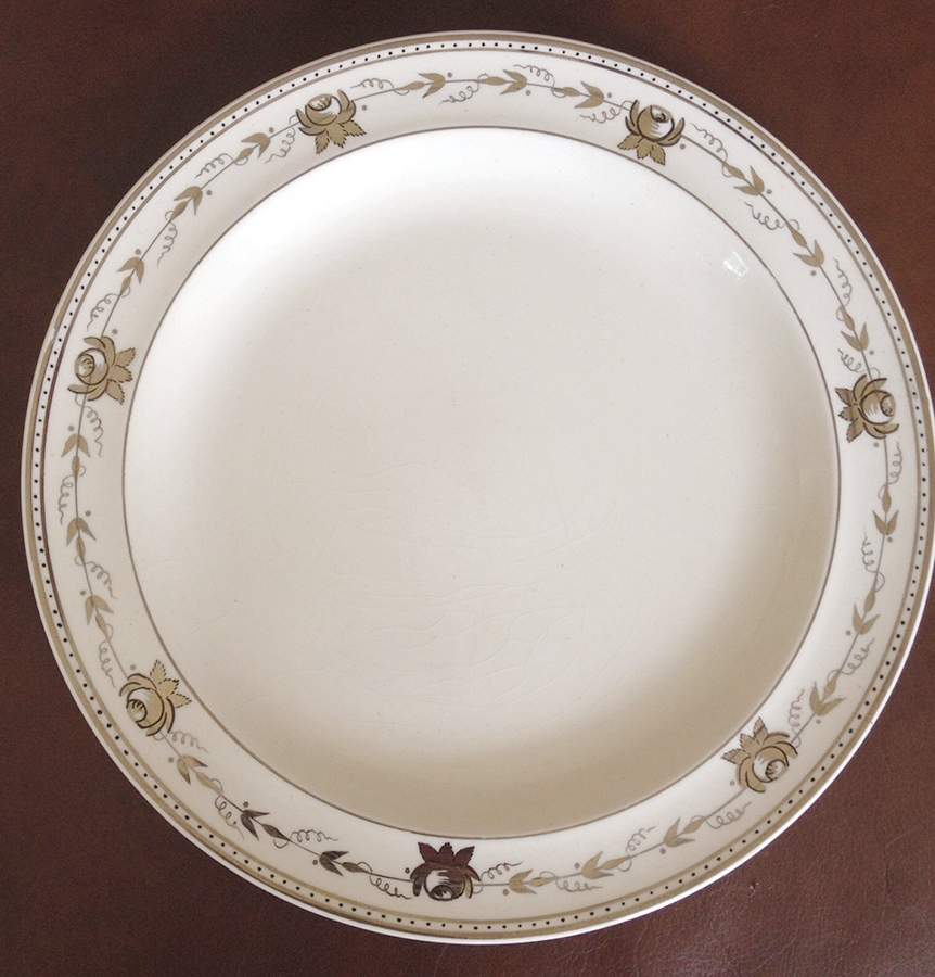 Amh7122 Dinner Plate by Wedgwood-1
