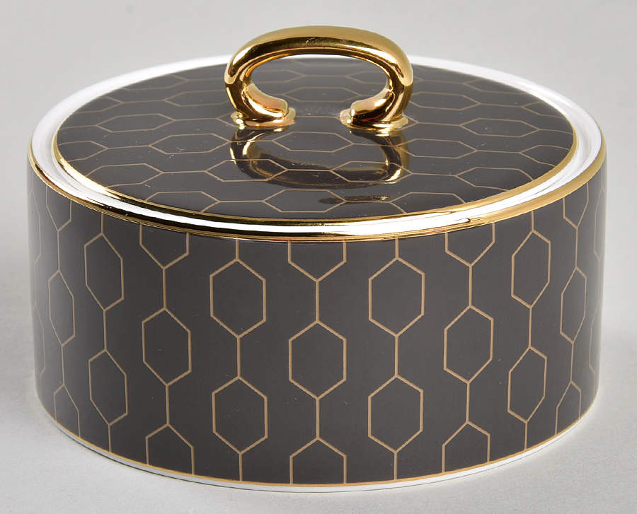 Arris Gio Gold Sugar Bowl & Lid by Wedgwood-1