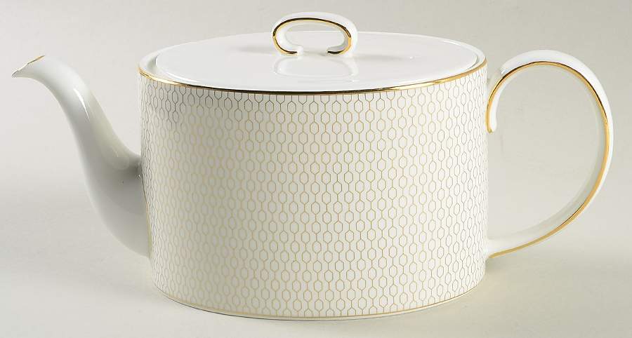 Arris Gio Gold Teapot & Lid by Wedgwood-1
