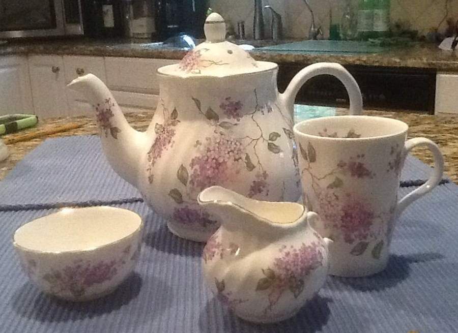 6727 Teapot & Lid by Arthur Wood-1