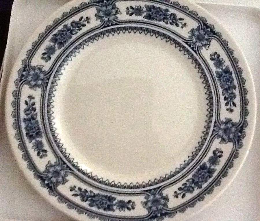 WOO234 Luncheon Plate by Wood & Sons-1