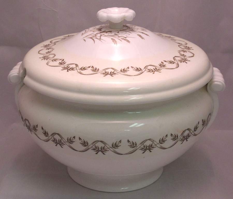 Sandringham Brown Tureen &  Lid by Wedgwood-1